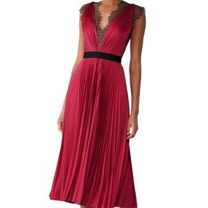 Catherine Deane Milly Dress Lace Sleeve V-Neck Pleated